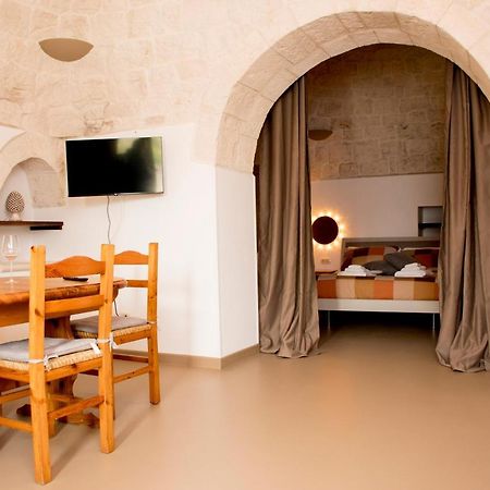 Pavi Trulli E Suites Locorotondo Exterior foto