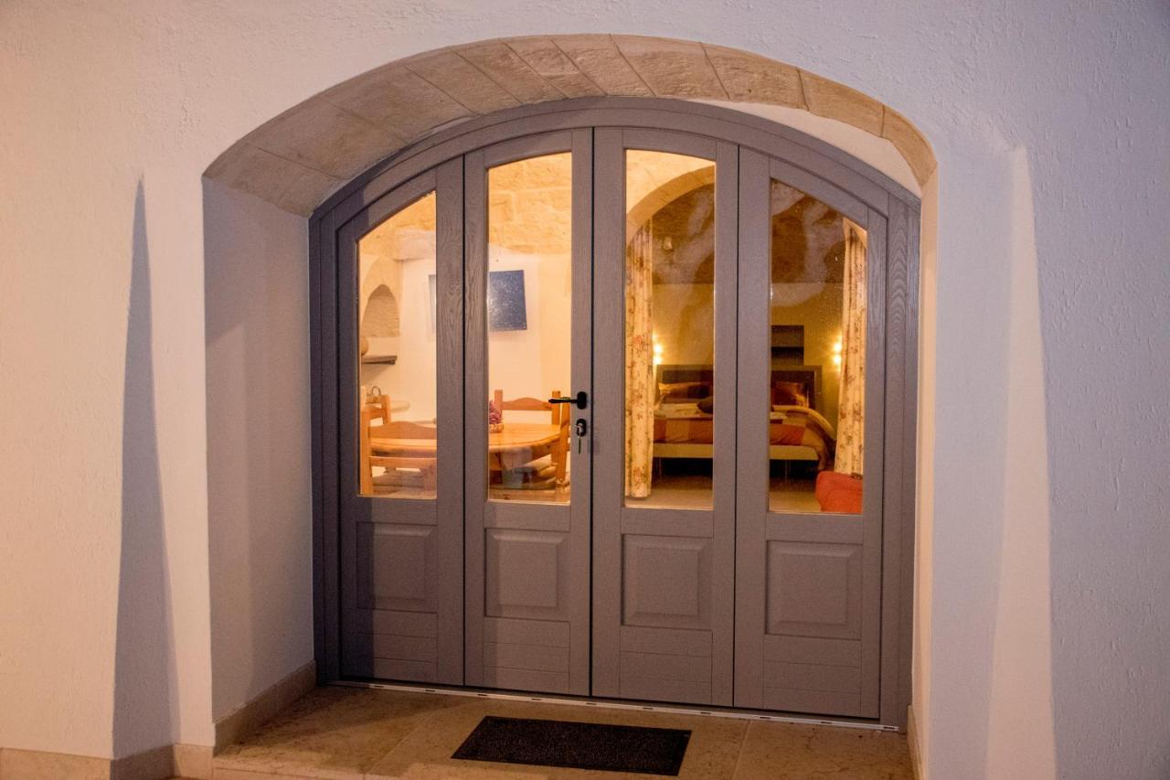 Pavi Trulli E Suites Locorotondo Exterior foto